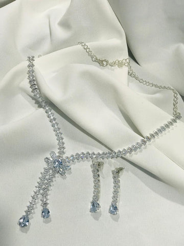 PENDANT WITH EARRINGS