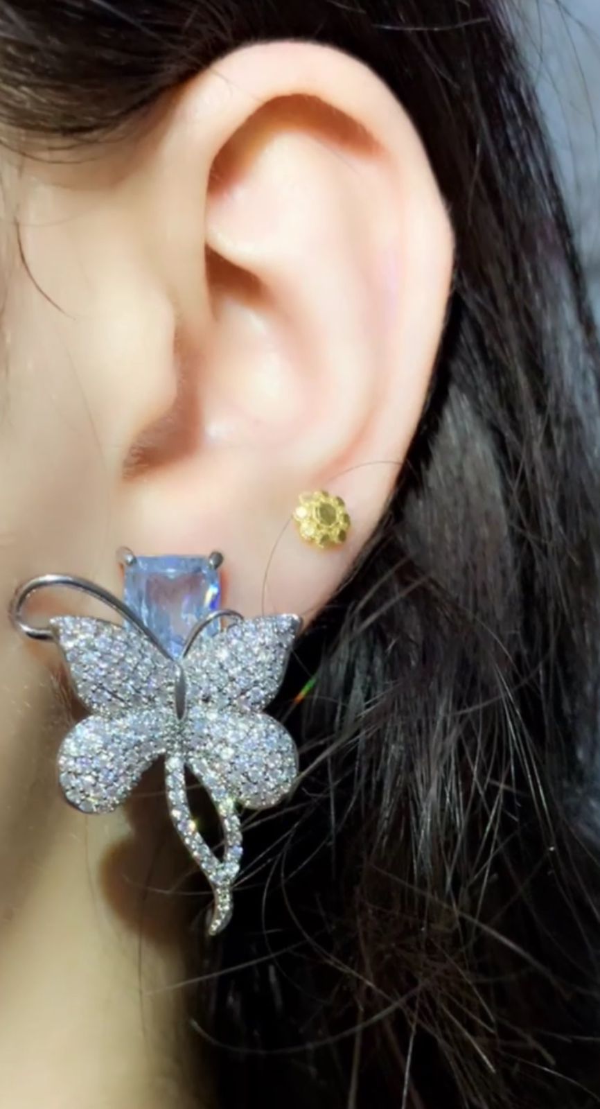 BUTTERFLY EARRINGS