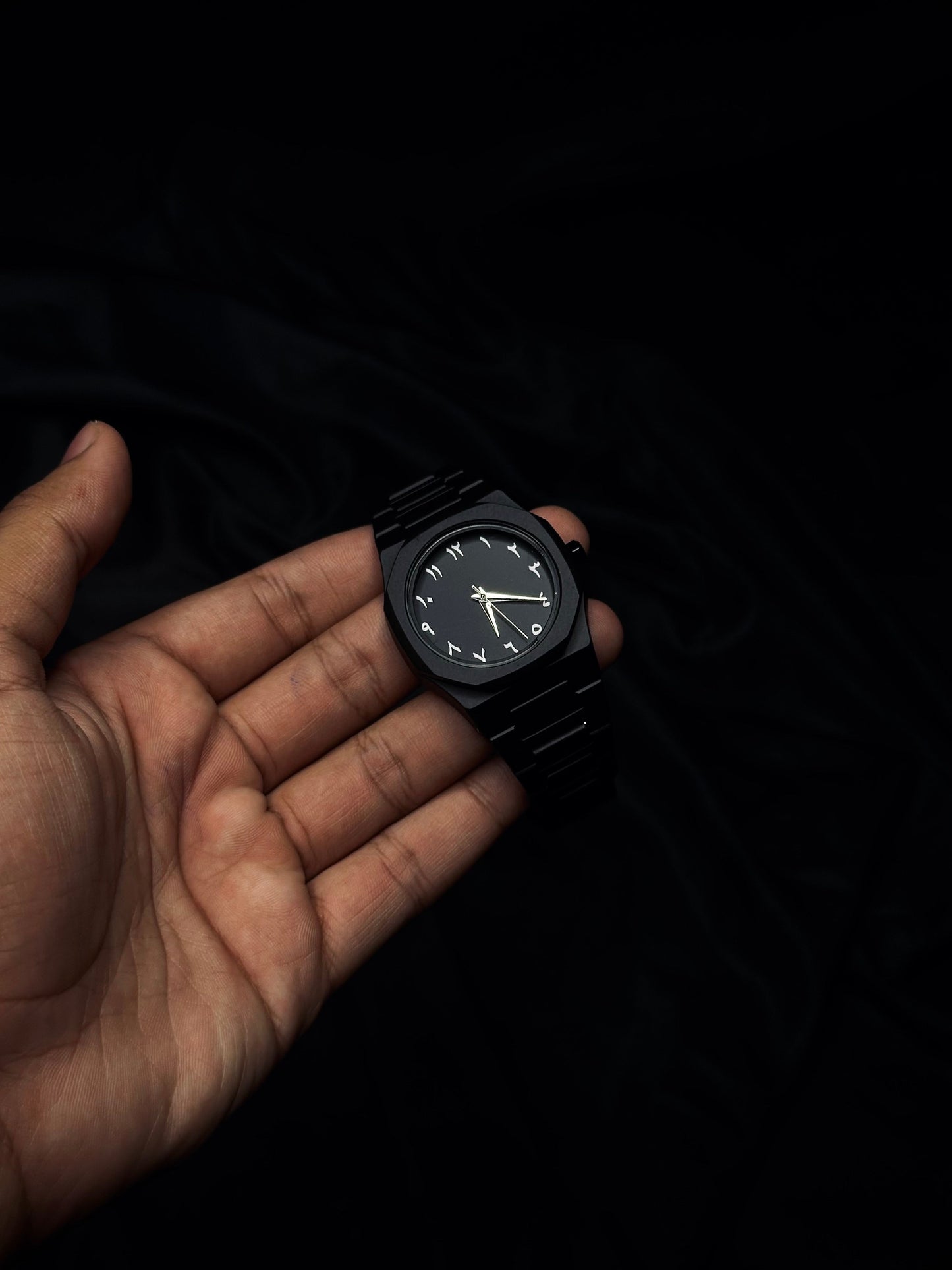 Front view of Arabic Aura Watch – luxury Black Aura Watch with Arabic dial